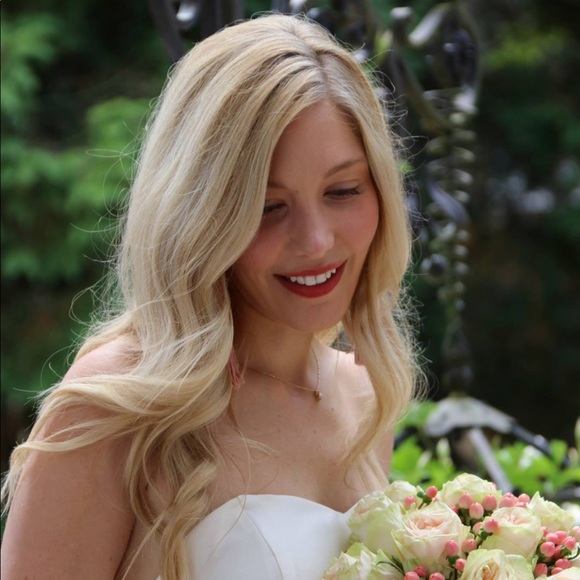 Meet your Posher, Adrianna - Picture 1 of 1